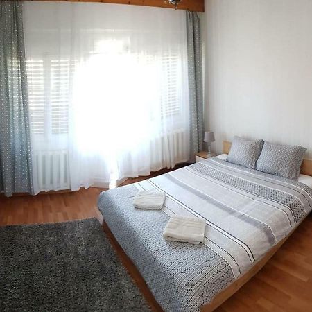 Premium Central Apartment Oradea Exteriör bild